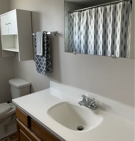 Apartmentwith Mountain Views Near Hospital
